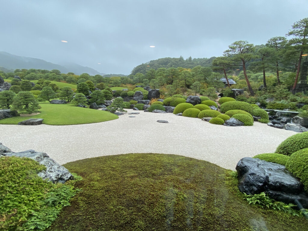 足立美術館の日本庭園