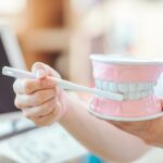 模型で歯磨き指導